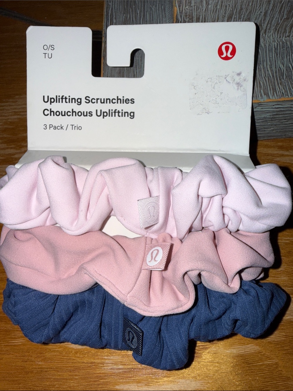 NWT Lululemon Uplifting Scrunchies 3-pack
